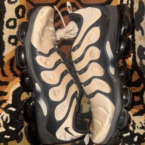 Nike Air Vapormax Plus Bone Black Men's Shoes Size 11.5
